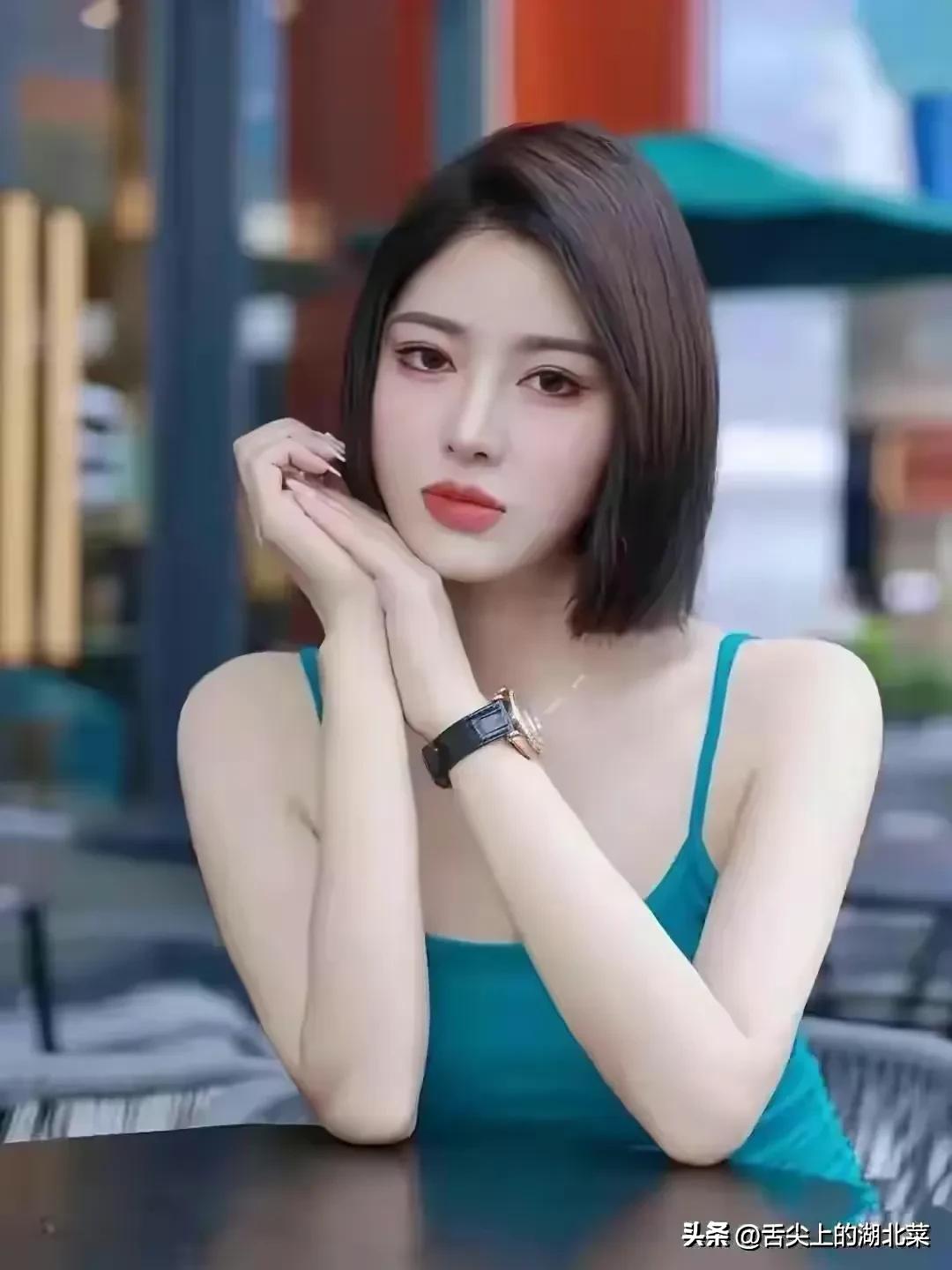 富婆几个亿送房送车倒追我，终于被感动了，30岁规划养老田园生活