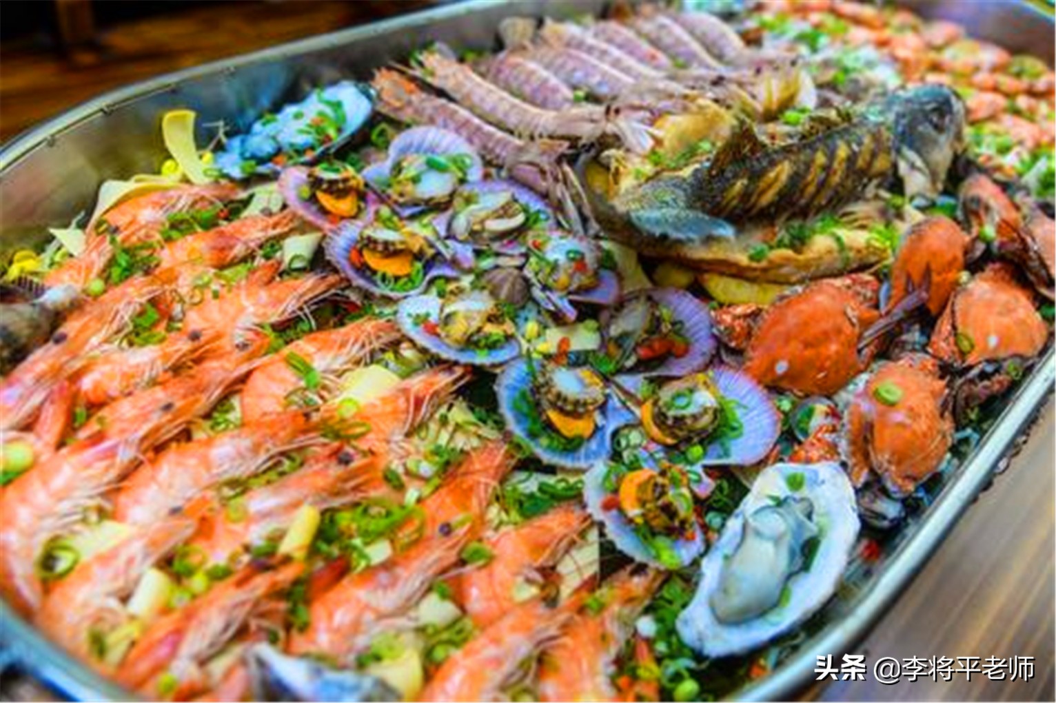 女子被河虾刺到导致截肢,被河虾扎手截肢