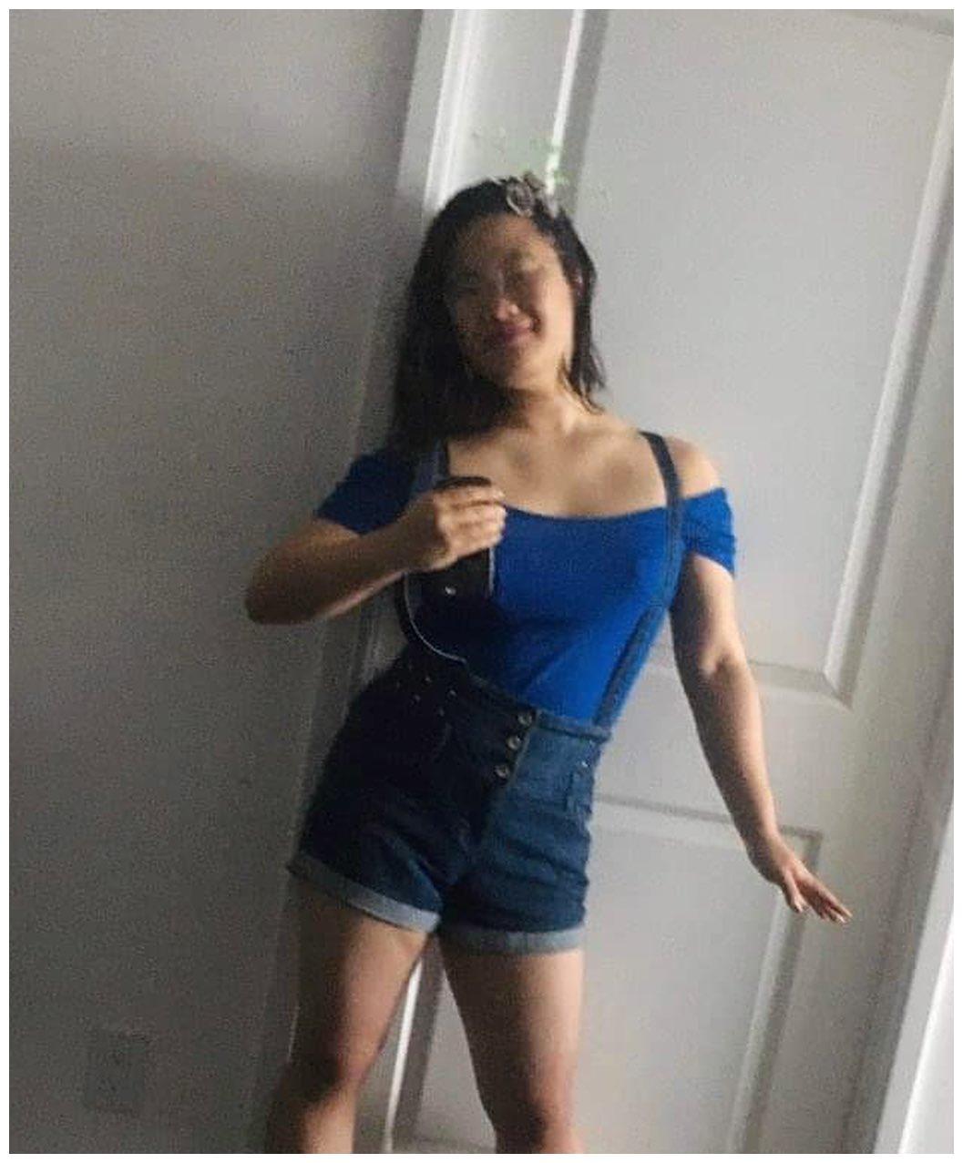 毕福剑女儿撞脸小岳岳！罕晒照留长发打扮很女人，身材壮硕太男人