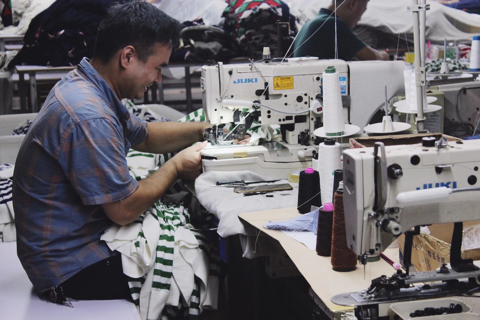 浙江制衣厂工资很高是真的吗,浙江进厂工资怎么样