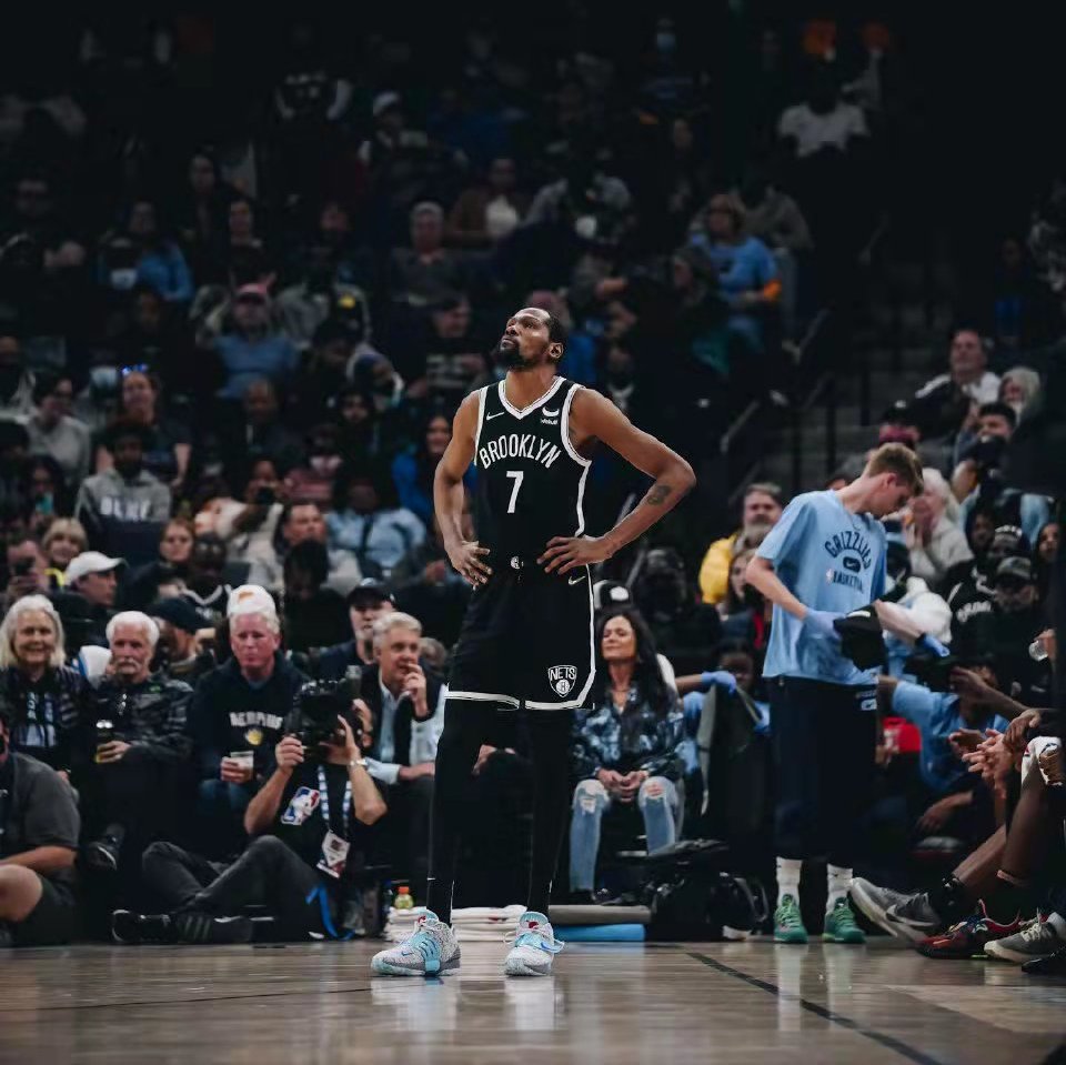 球鞋上脚集锦：0与1的美妙邂逅...