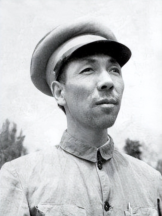 曾是刘志丹上司的王世泰,因作战不力遭彭老总怒斥,后为兵团政委