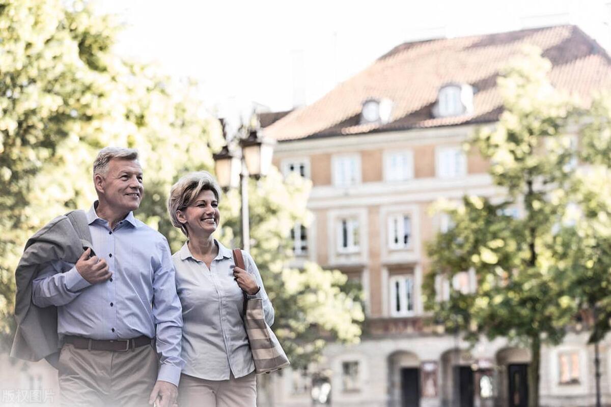 女性到了中年生理系统比男性更高,女性到了中年还渴望爱情