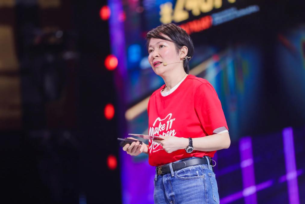 唯品会和天猫京东电商pk,唯品会为什么能在电商巨头生存