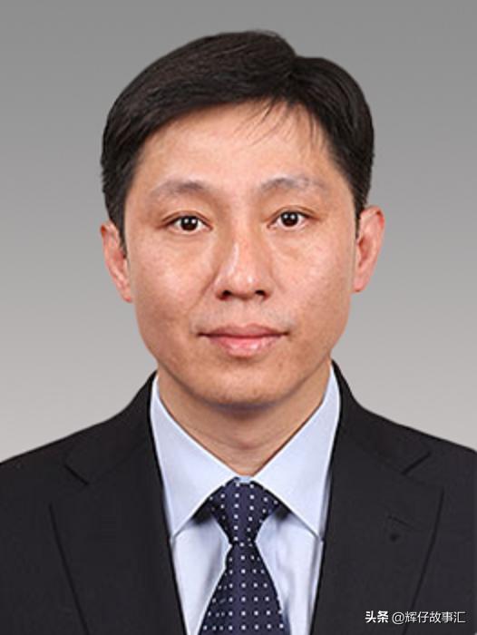 现任上海市市长和副书记,建国后历任上海市市长和市委书记