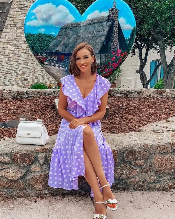 鐩樼偣淇勭綏鏂殑缇庡コ,甯︿綘浜嗚В鐪熷疄鐨勪縿缃楁柉缇庡コ