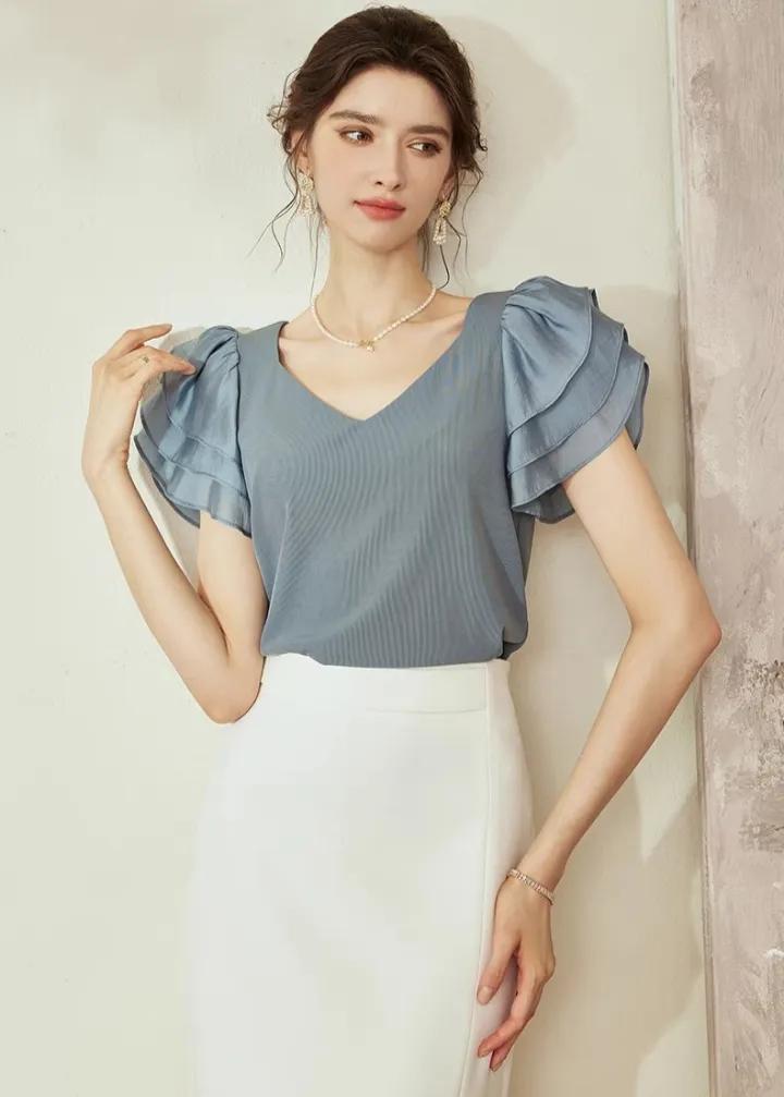 40岁中长短袖t恤怎么搭配才好看,荷叶袖t恤怎么搭配