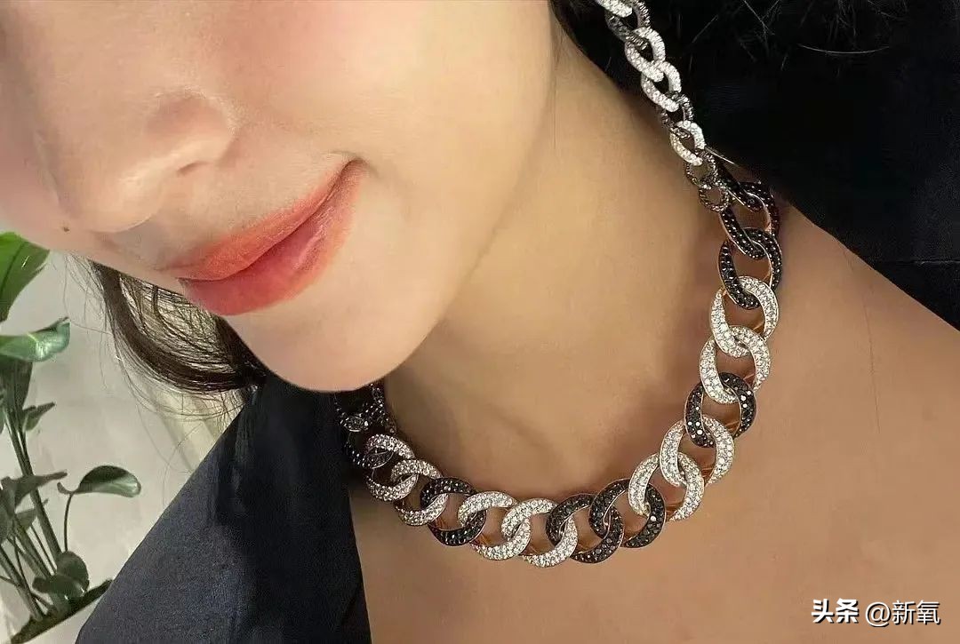 嘴唇薄变丰满,嘴唇变凸变丑怎么办