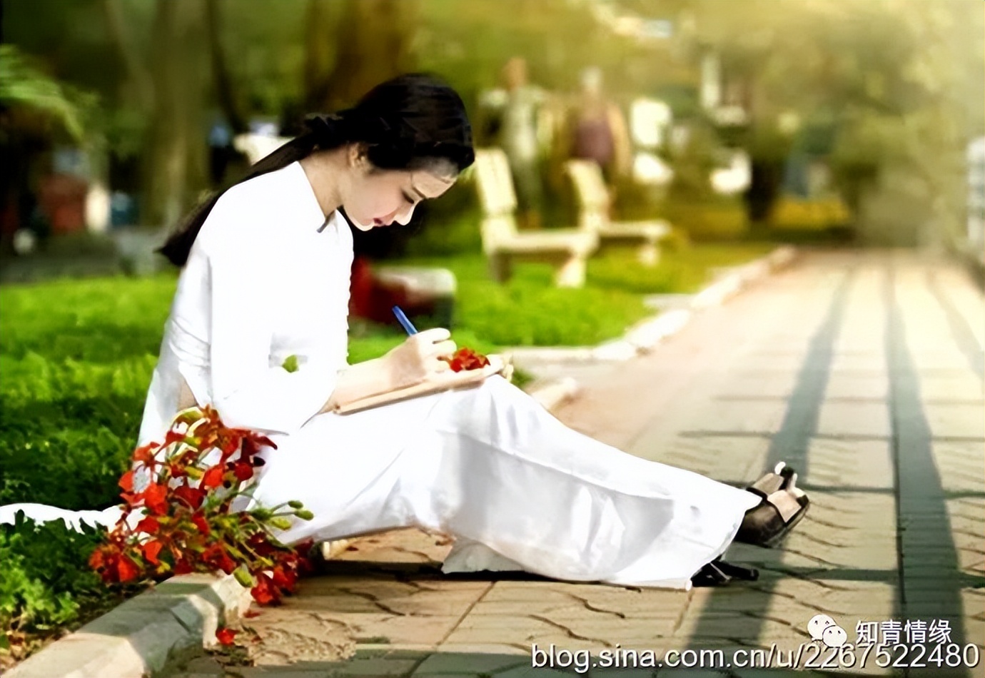 越南美女穿中国风旗袍,越南穿旗袍的民族美女