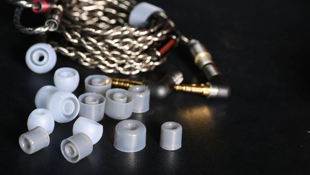 达音科新旗舰耳塞,达音科sa6降噪耳机