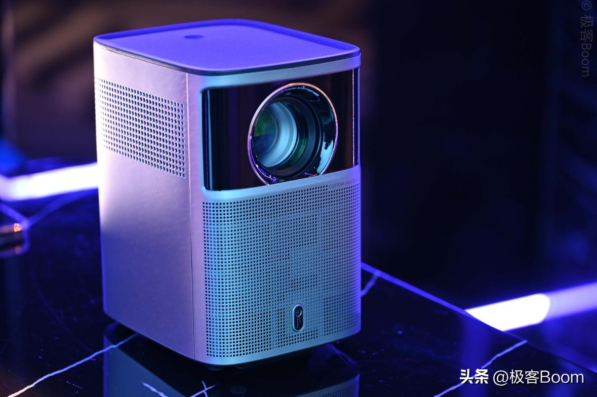 酷开x5和小米投影仪测评,酷开x5投影拆解