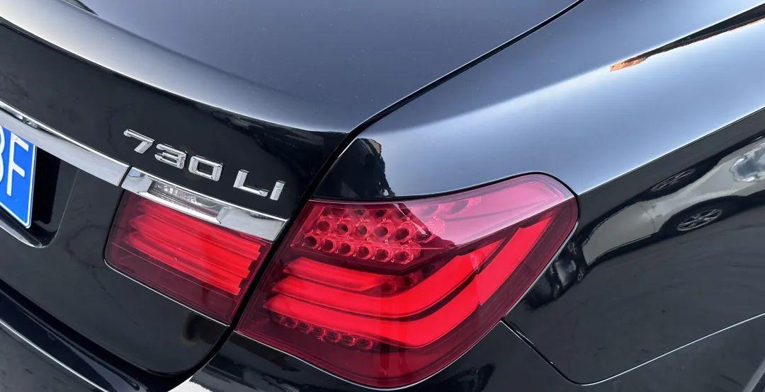 老款宝马730改新款全过程,12年40万公里宝马730翻新