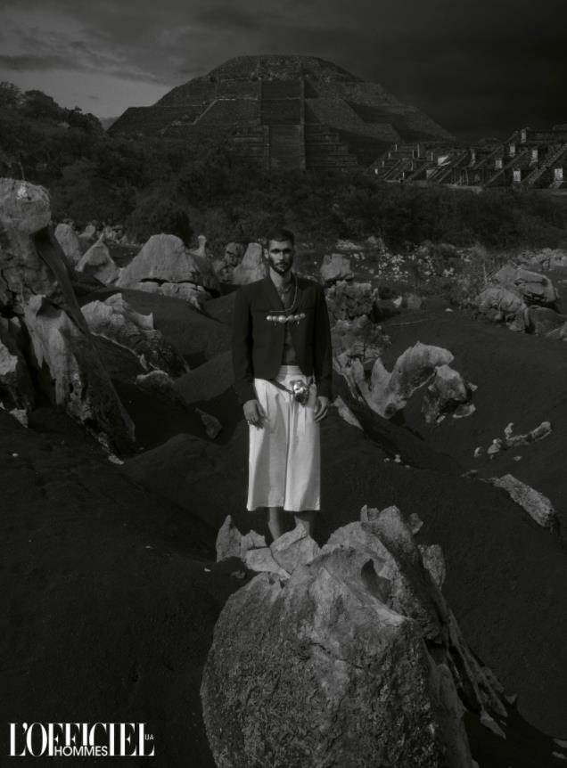 性感时尚的模特遇见大胆的时尚摄影师,会碰撞出怎样的性感火花?