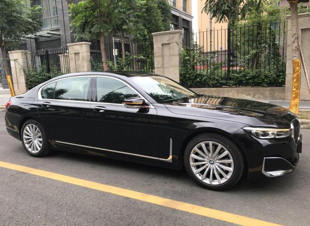 新款宝马730li车主用车体验,730li落地90万