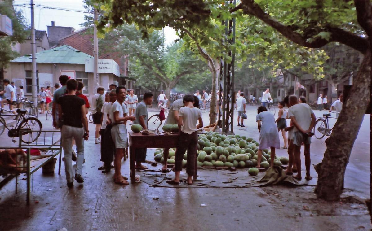 日军日记：*安妇慰**不服从管教，我很愤怒，用*刀刺**插入她的*体下**,2