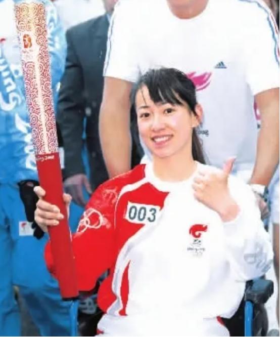 2008北京奥运前夕，中国有网民呼吁*制抵**家乐福，白岩松：我不支持