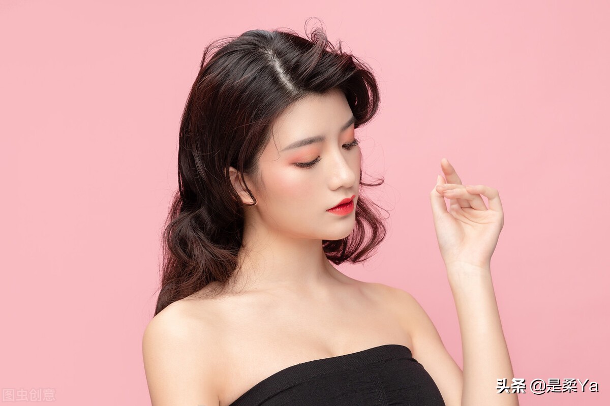 怎么能看出来女人是个多情的人,女人对你多情的表现