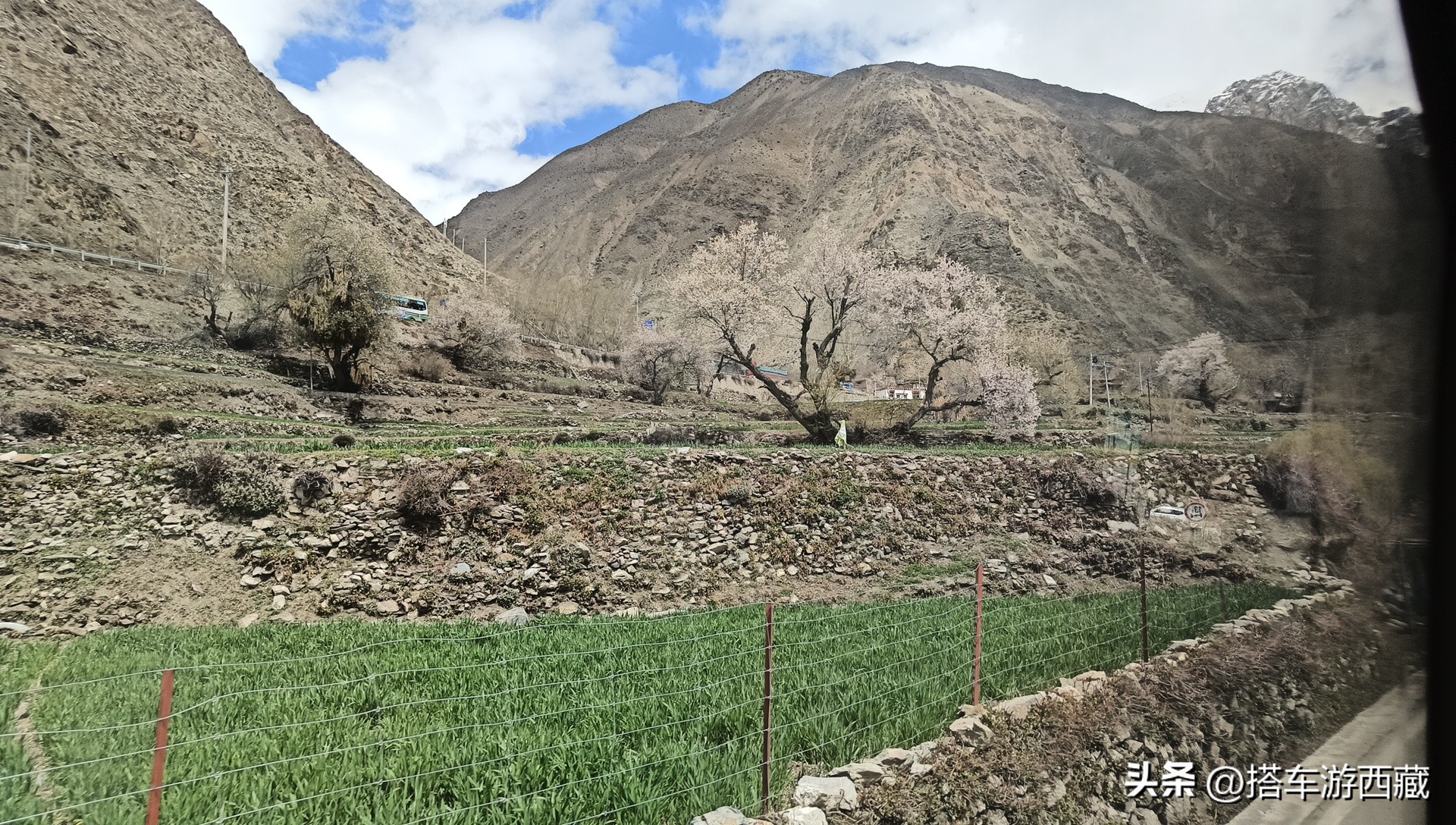 川藏线怒江七十二道拐 (川藏线最险怒江72拐你敢来挑战吗)