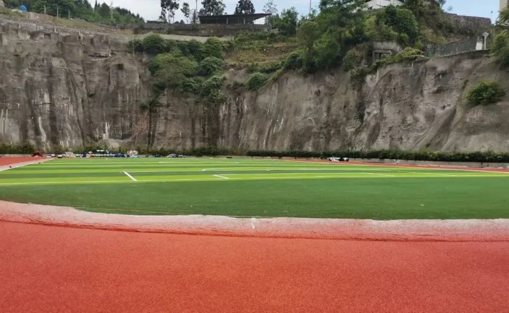 百年老校焕新颜,百年老校换新颜固阳新城小学