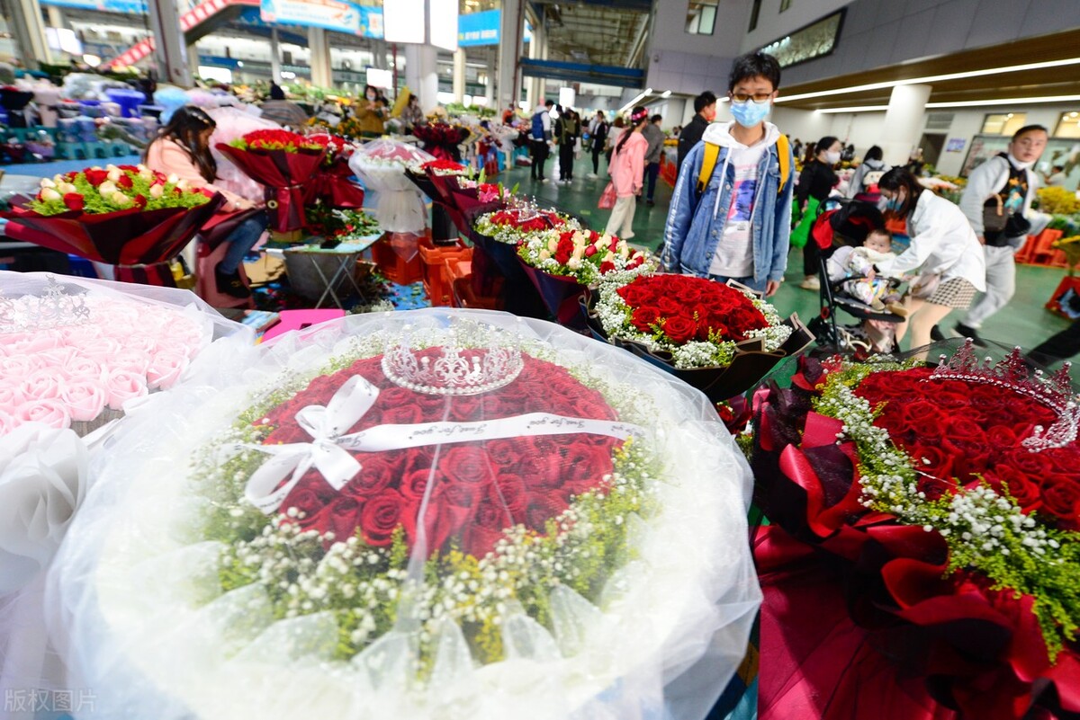 怎么选女朋友礼物,怎么选择520礼物