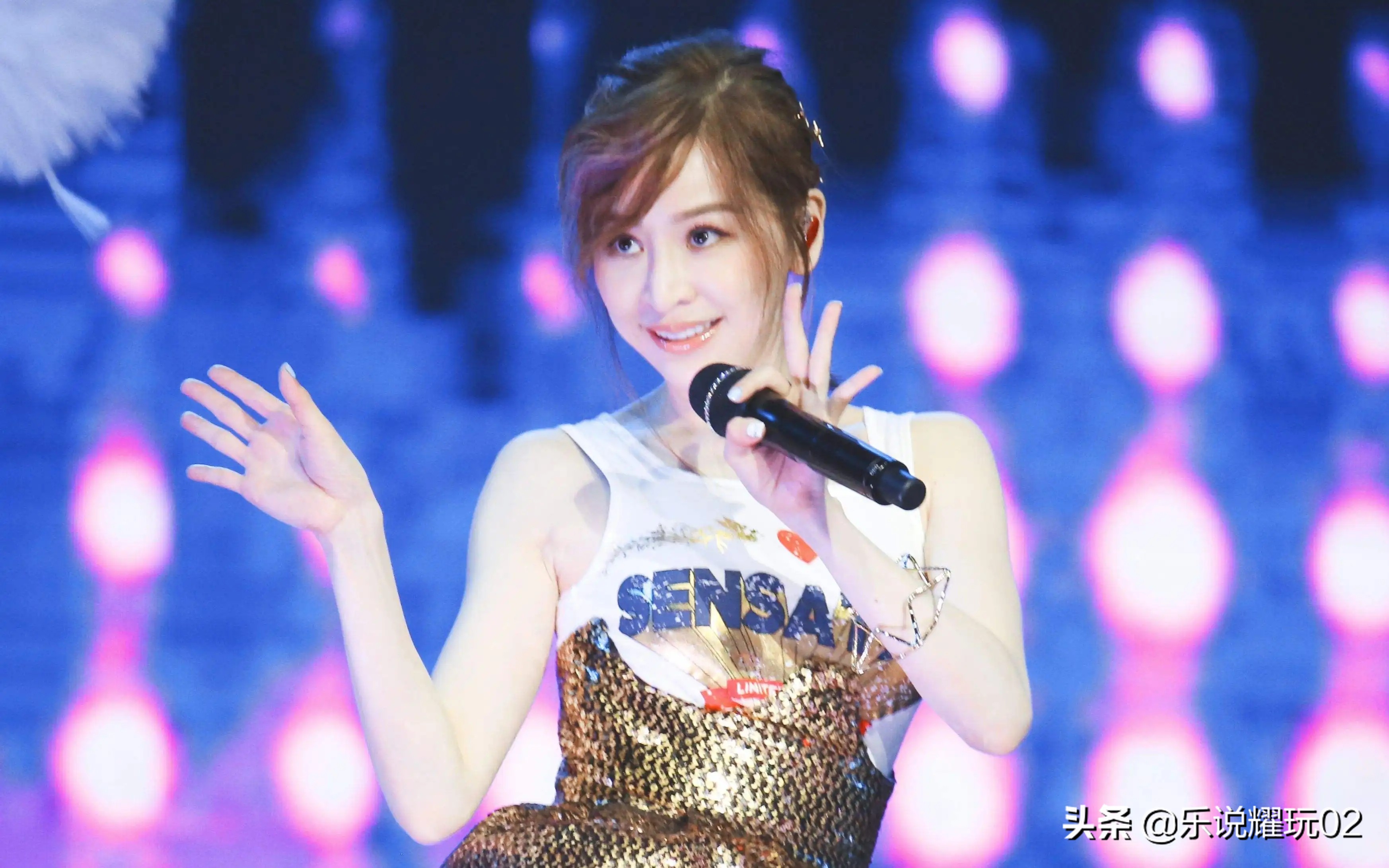 王心凌的一首爱你炸出了多少老粉,40岁王心凌浪姐再现经典回忆杀