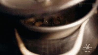 中国吃羊的视频,中国饮食行业三巨头