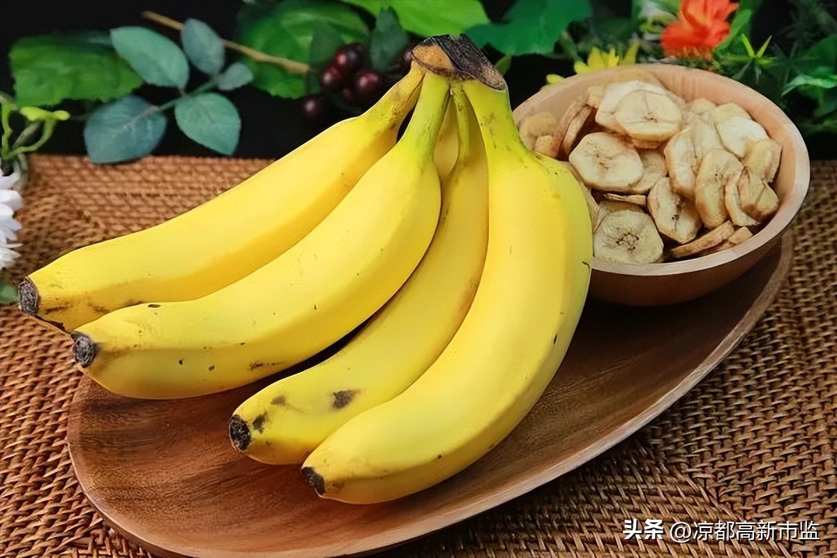 早上空腹吃酸性食物,空腹吃酸性食物对胃的伤害