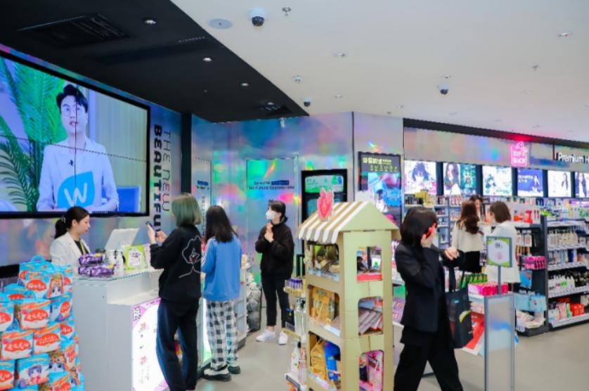 重压下上半年维持盈利：看屈臣氏如何塑造新价值