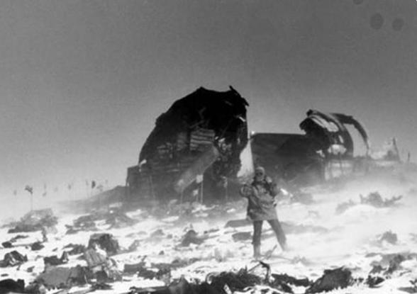 地球空难未解之谜,历史上5大震惊的ufo坠机事件