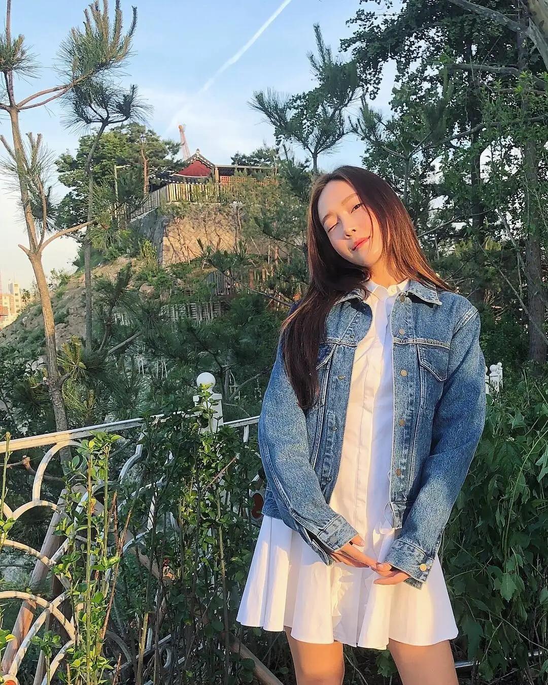 丹宁牛仔配色夏季穿搭,早春牛仔裤穿搭2020