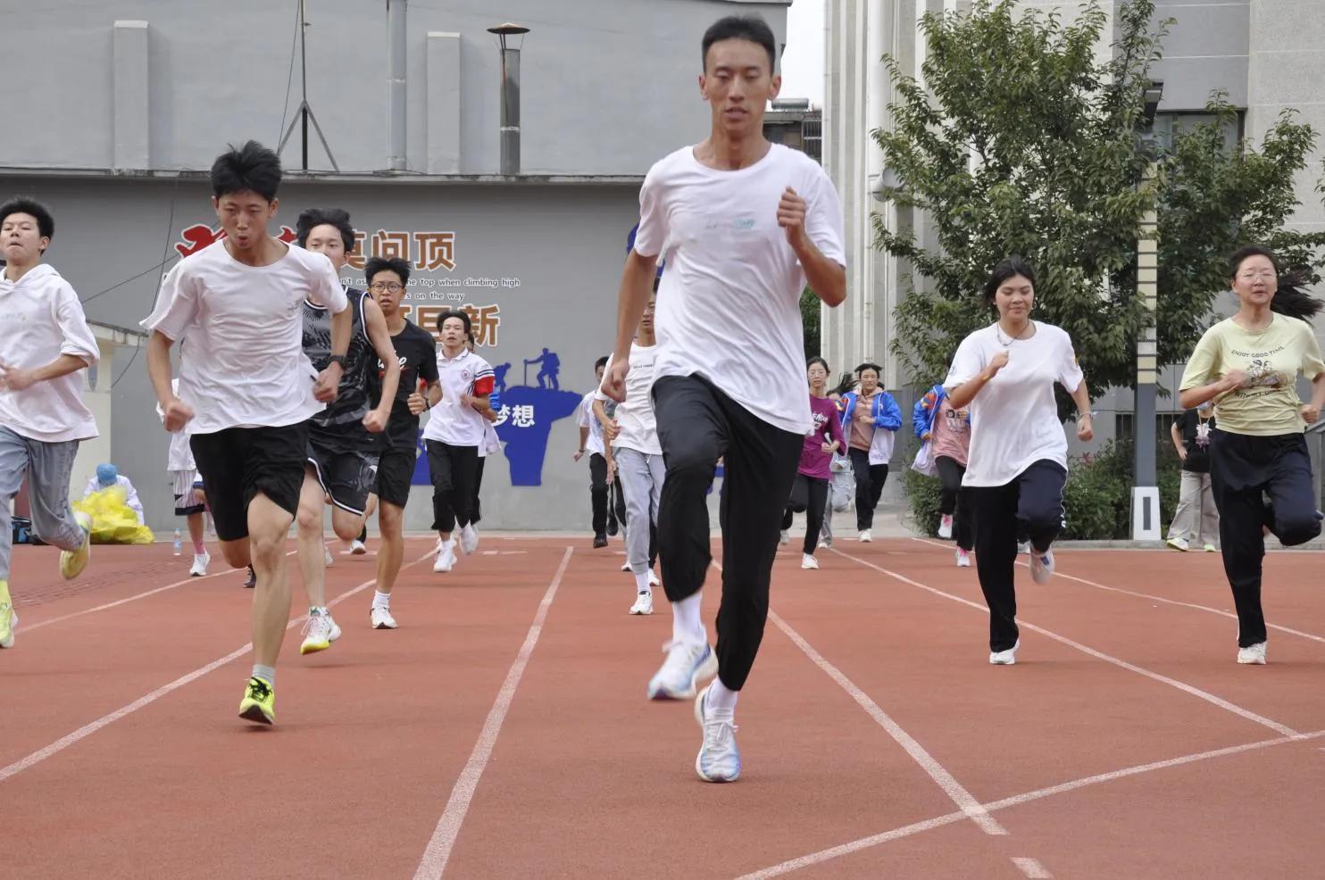 石油一中体育,石油中学艺术节及运动会