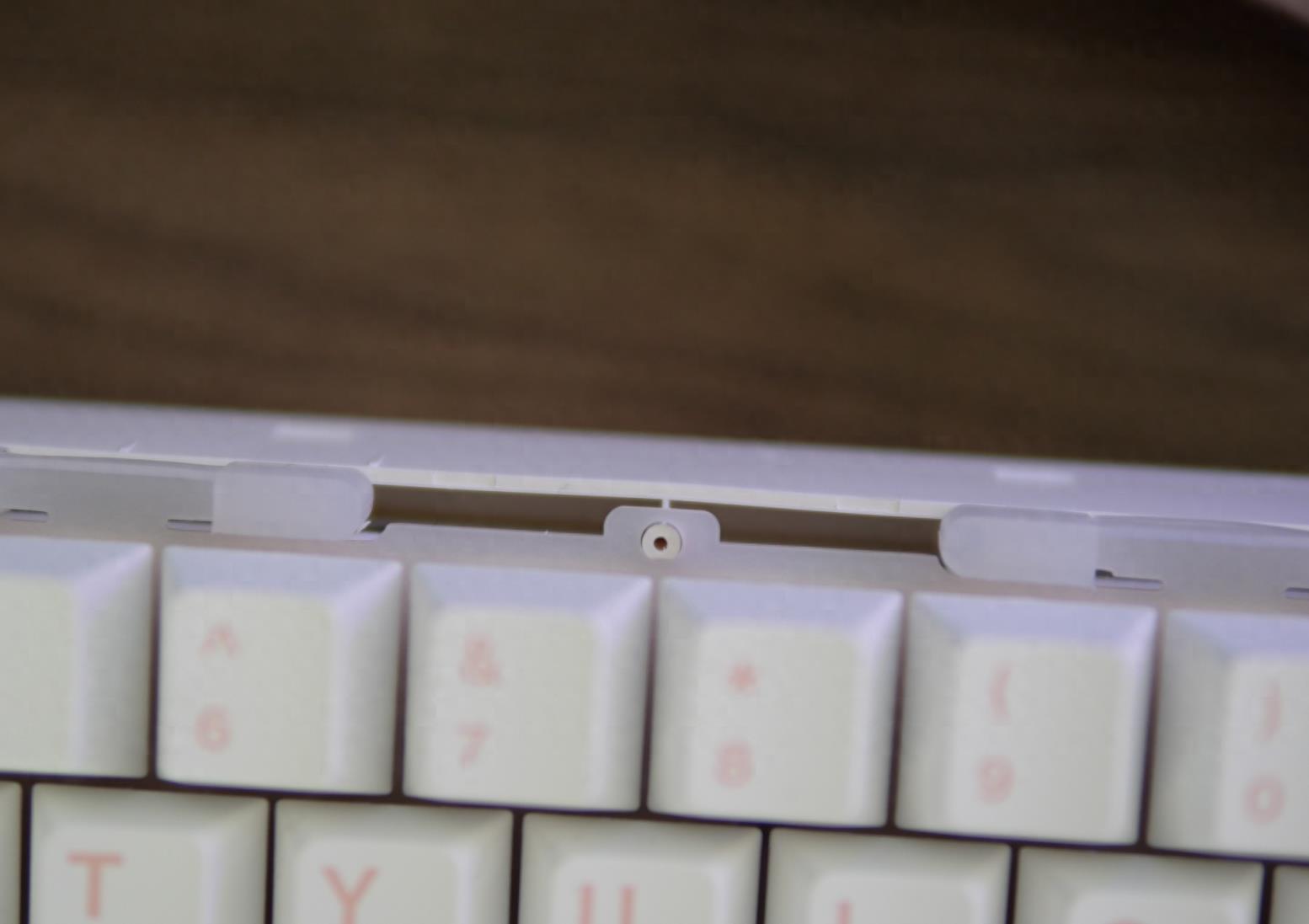 终于开始卷小配列了，好看好用还要好听，RK65机械键盘拆解评测