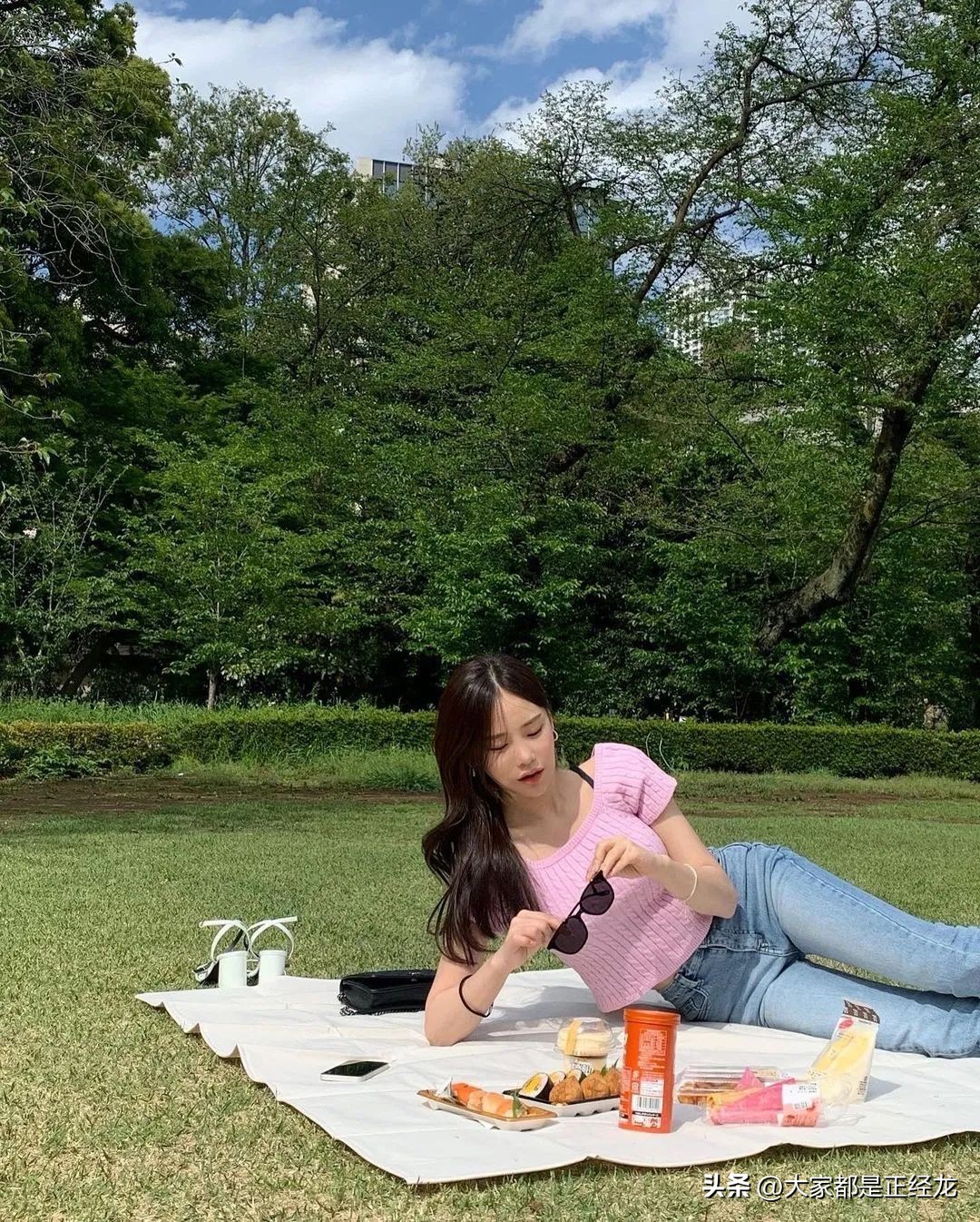 【ins推荐】韩国妹子jaeheeng，身材性感的大长腿美女模特