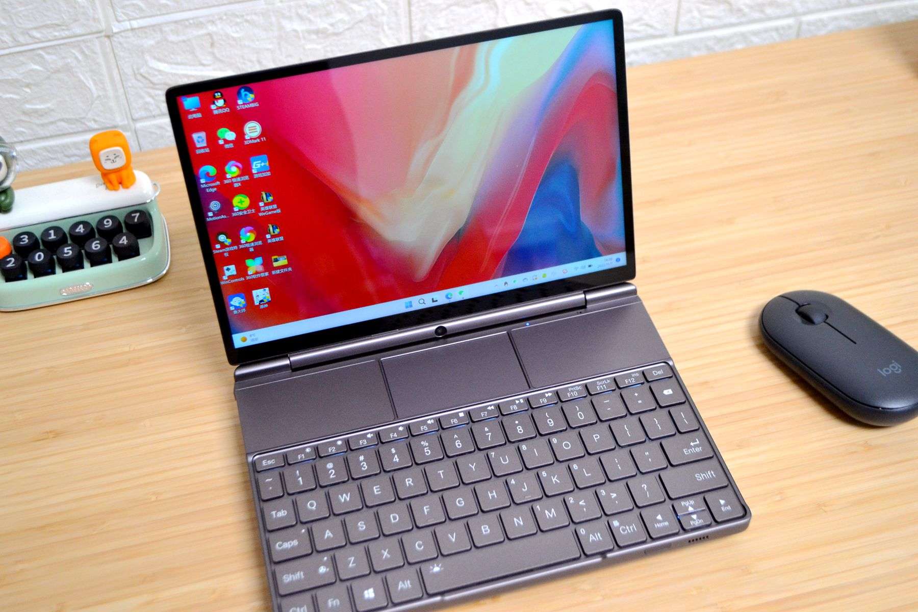 没有独显也能玩3A大作！AMD6800u加持的GPDWINMax2掌机到底有多强