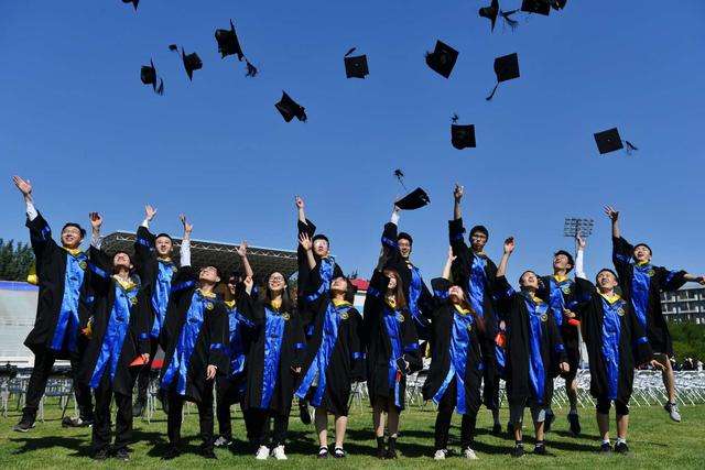 长春大学与哈尔滨大学哪个多,长春大学和沈阳师范哪个好