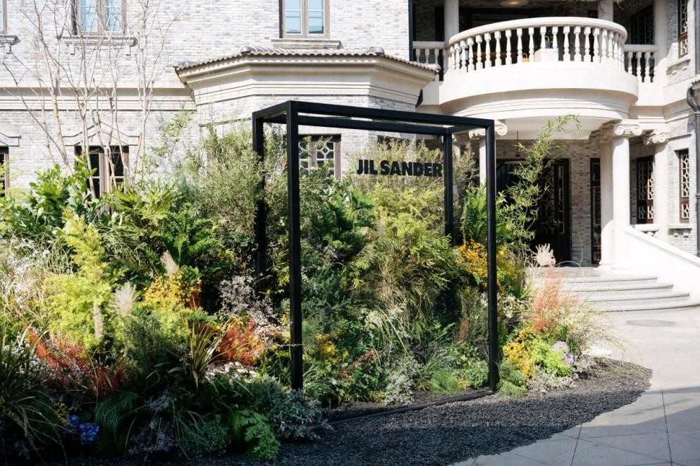 DIESEL2023春夏系列限时快闪店登陆苏州仁恒仓街