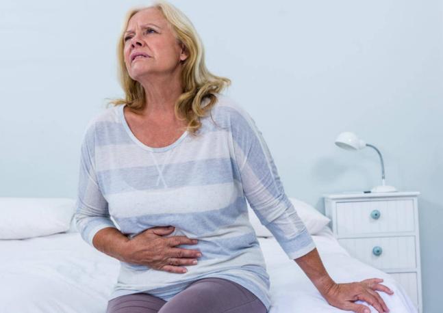 女性绝经前身体会有哪些症状,女人绝经后身体会有什么症状