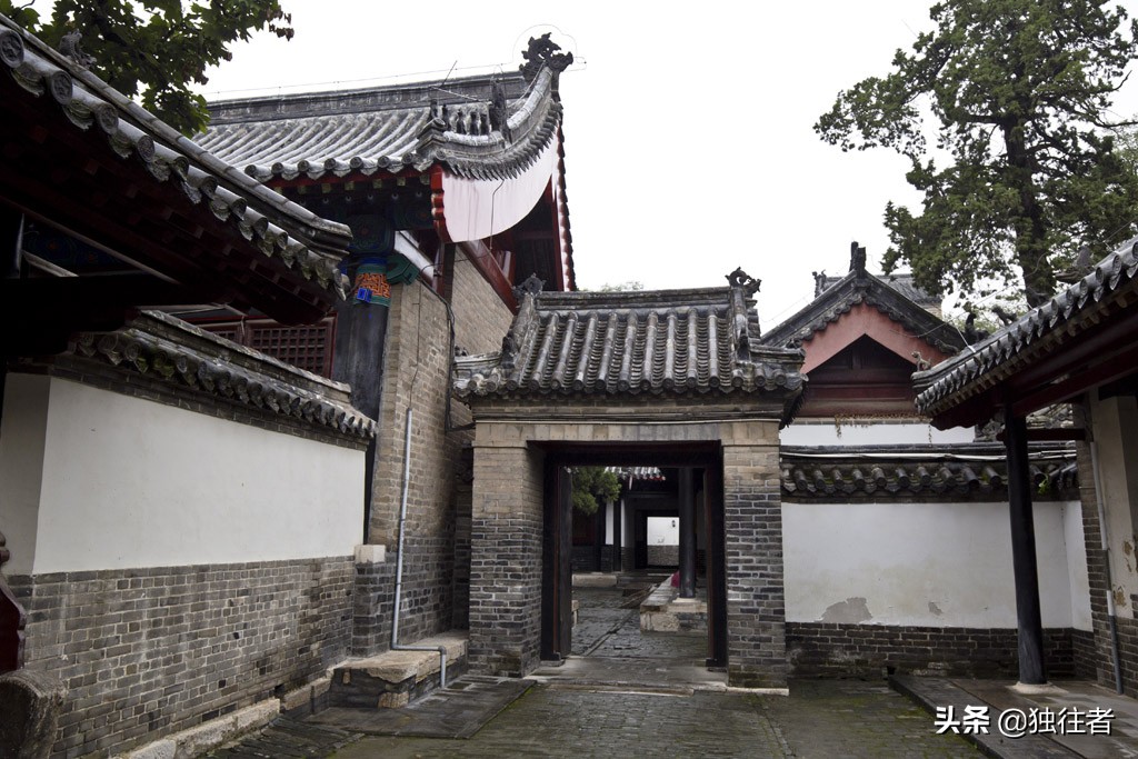 孔府正门以及正门楹联,孔府重光门对联图片