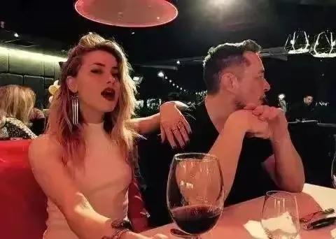 艾梅柏德普开庭,世界首富马斯克和德普前妻艾梅柏