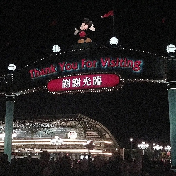 搭配的朋友圈背景图和个性签名,朋友圈签名背景图