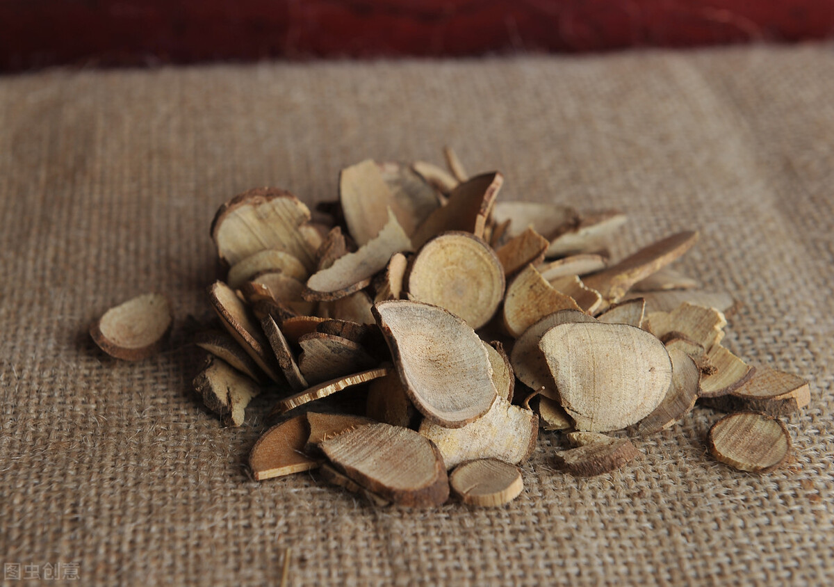 高血压，多是上热下寒，讲一方子，降血压，源于实战