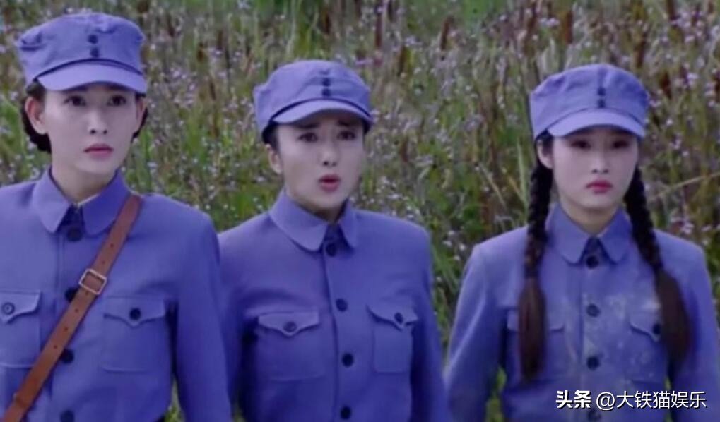 “荧幕女兵”的消亡史：蛇精脸、大浓妆，求你们别再*辱侮**战士了