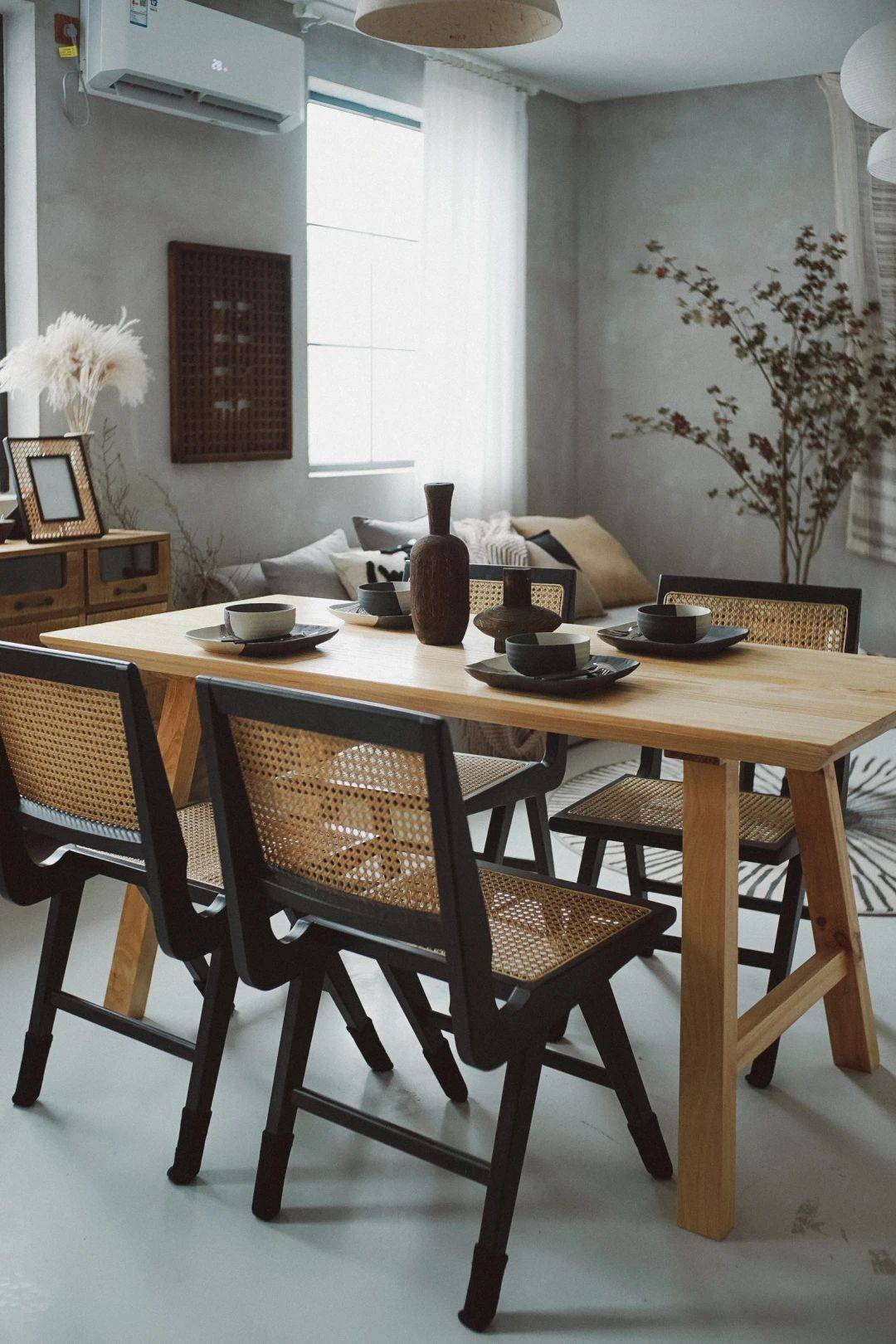 上海49㎡老破小,花11万爆改,不打柜子不吊顶,装完“真好看”