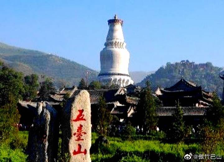 佛教四大名山五台山,五台山自然风景最好的寺院