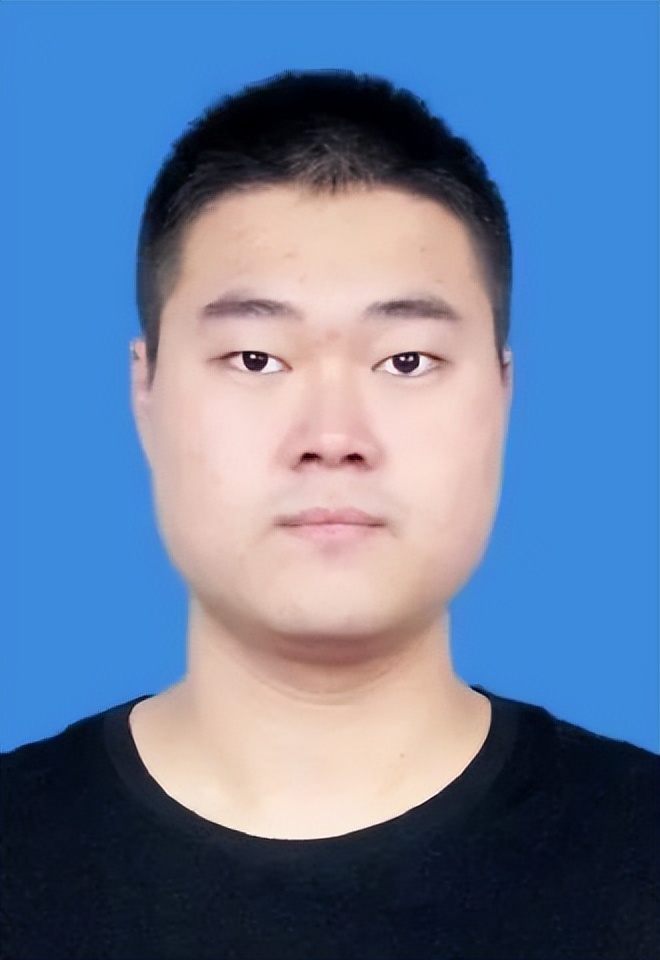 东北大学帅气辅导员照片,东北大学帅气辅导员