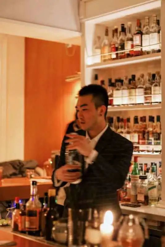 _,¦3」∠_想空腹在杭州酒吧正经喝醉，可真难！