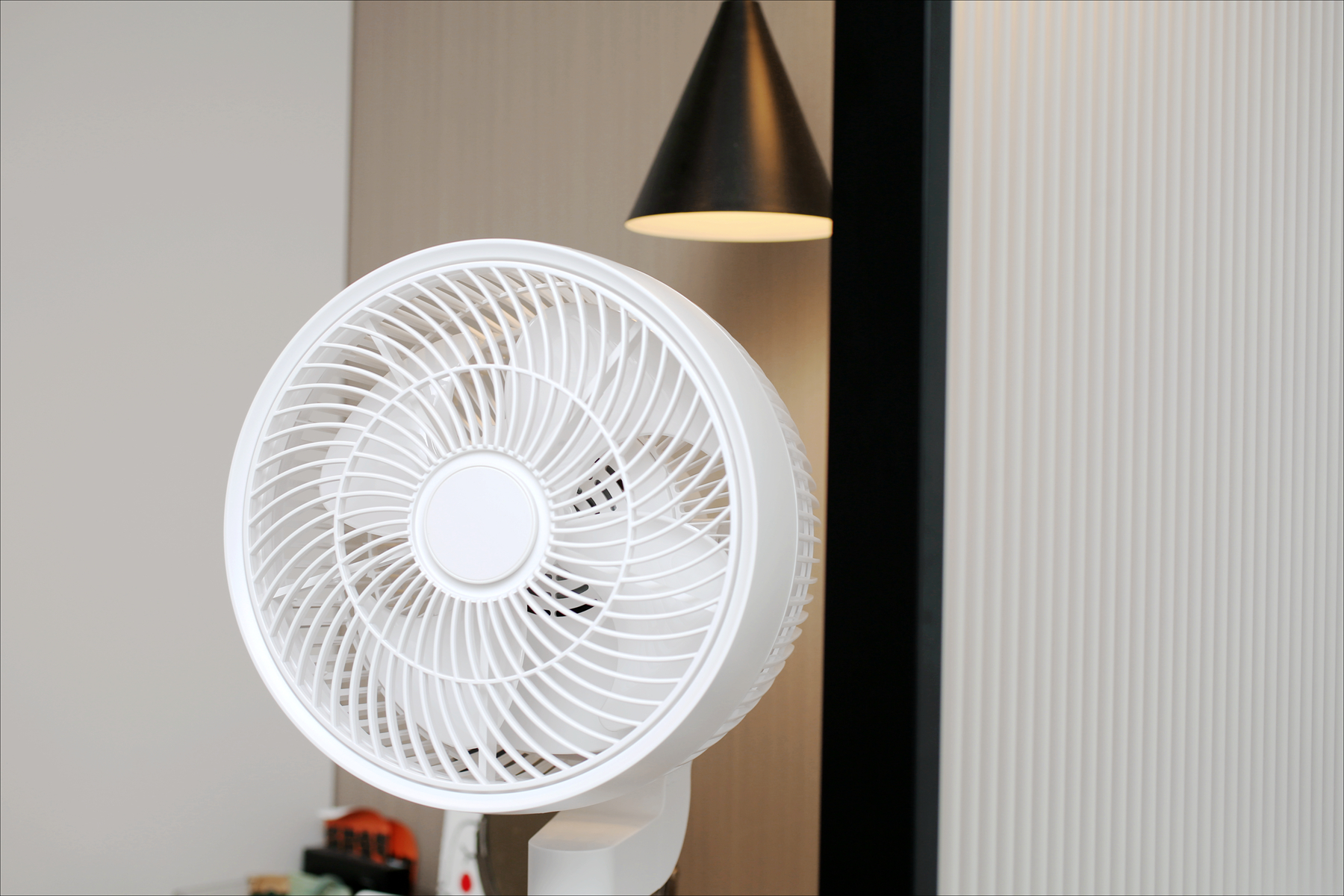 有了它，一秒变身“温度调节大师”，告别空调“头冷脚热”烦恼！