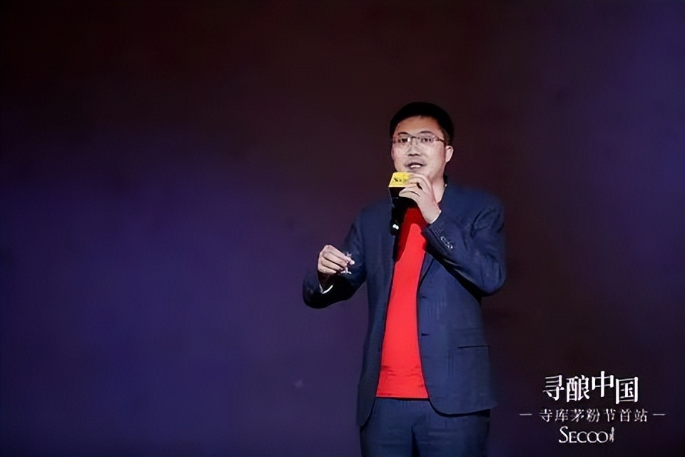 哪个白酒厂可以参观,十大白酒厂家直供