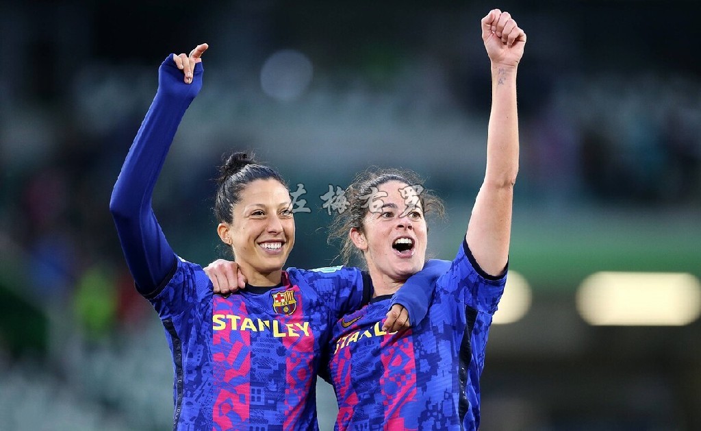 皇马巴萨欧冠奖杯对比,巴萨欧冠三连冠