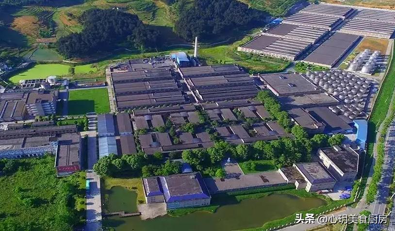 买白酒时酒瓶上有这几个字不要买,白酒瓶上有这四个字的千万别买